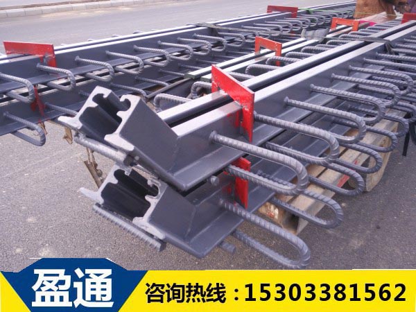 橋梁伸縮縫在施工時(shí)是平行還是垂直 橋梁伸縮縫在施工時(shí)是平行還是垂直